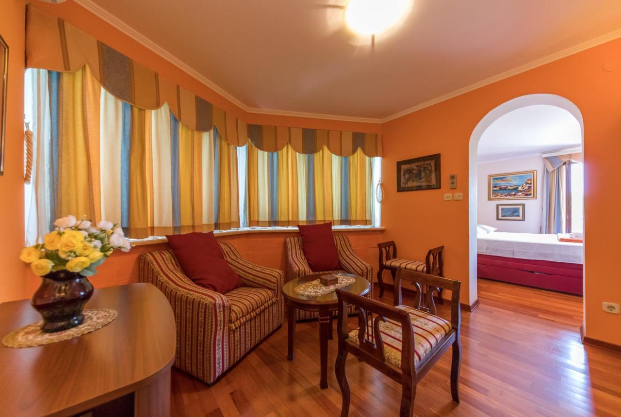 Holiday Home Lapad Beach Royal Dubrovnik Dış mekan fotoğraf
