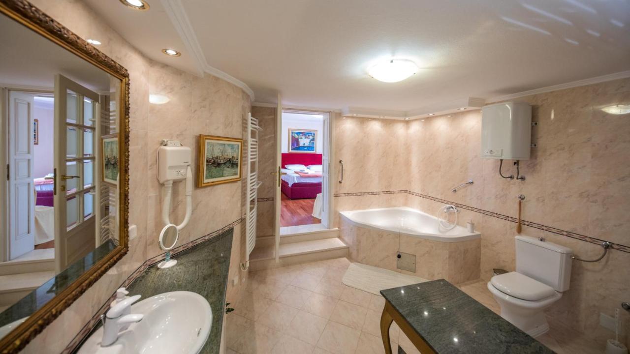 Holiday Home Lapad Beach Royal Dubrovnik Dış mekan fotoğraf