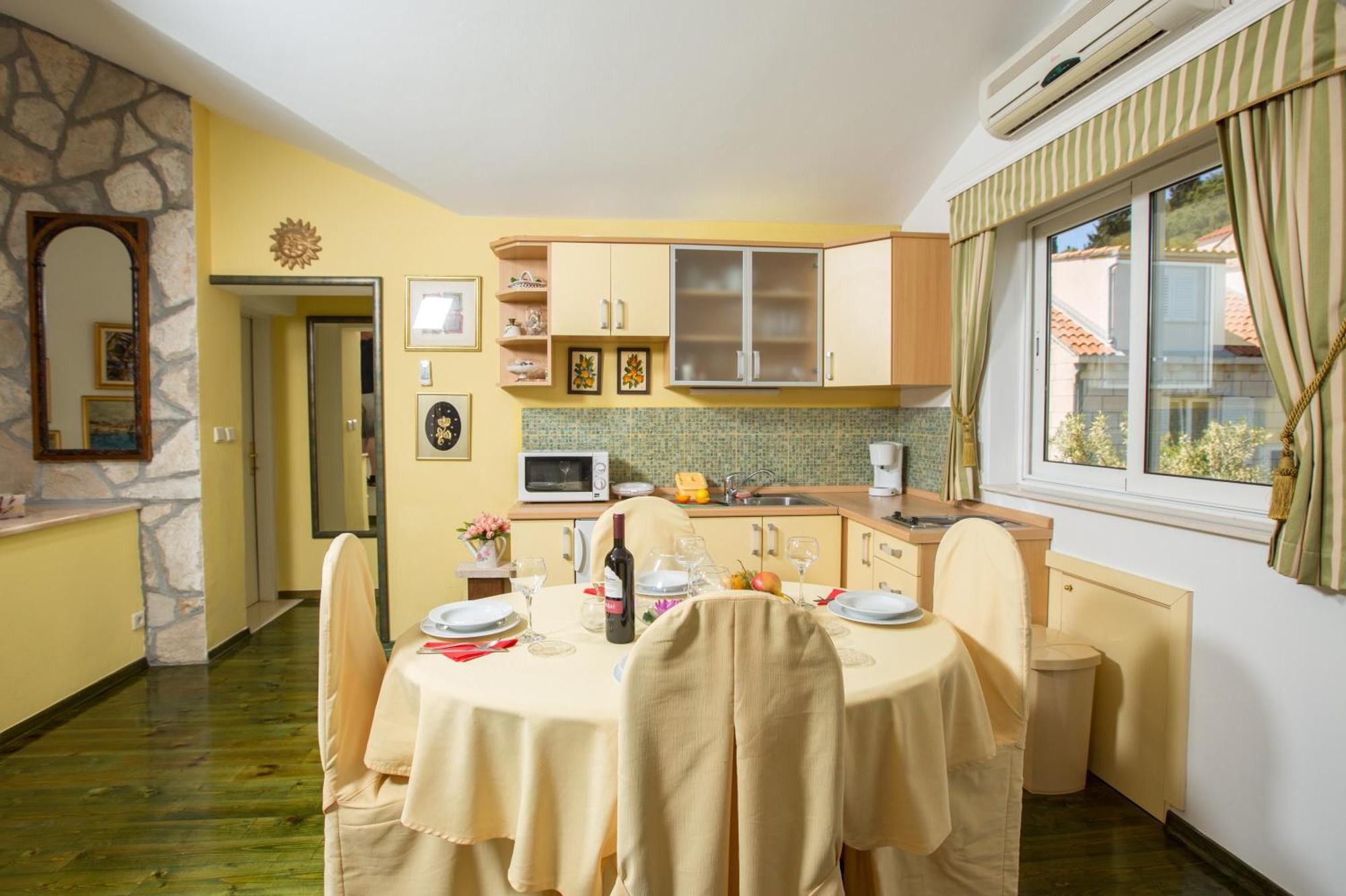 Holiday Home Lapad Beach Royal Dubrovnik Dış mekan fotoğraf