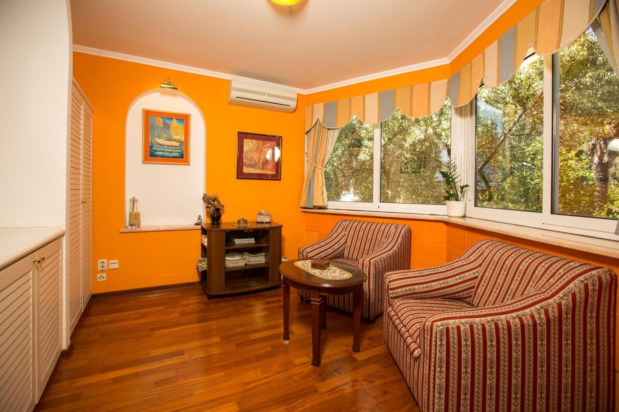 Holiday Home Lapad Beach Royal Dubrovnik Dış mekan fotoğraf